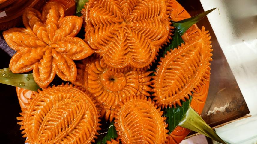 nokshi_pitha.jpeg