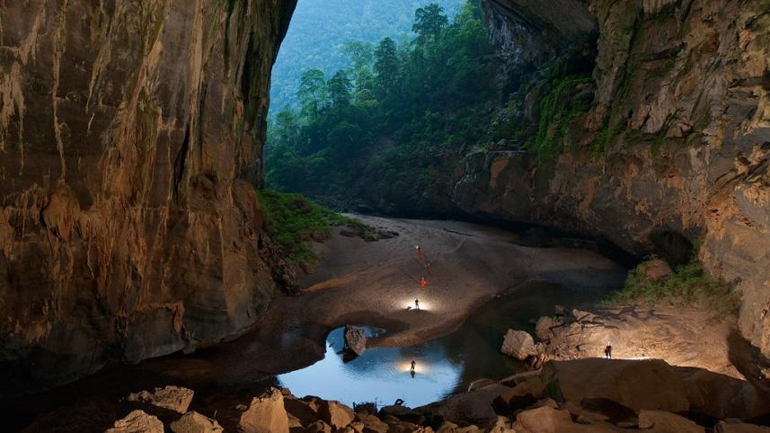 7 most fascinating caves around the world