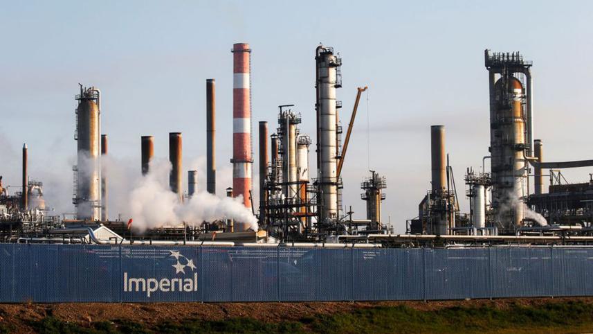 oil-price-falls-3pc.jpg