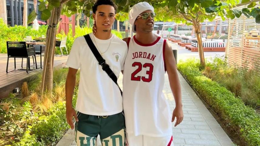 ronaldinho_son.jpg