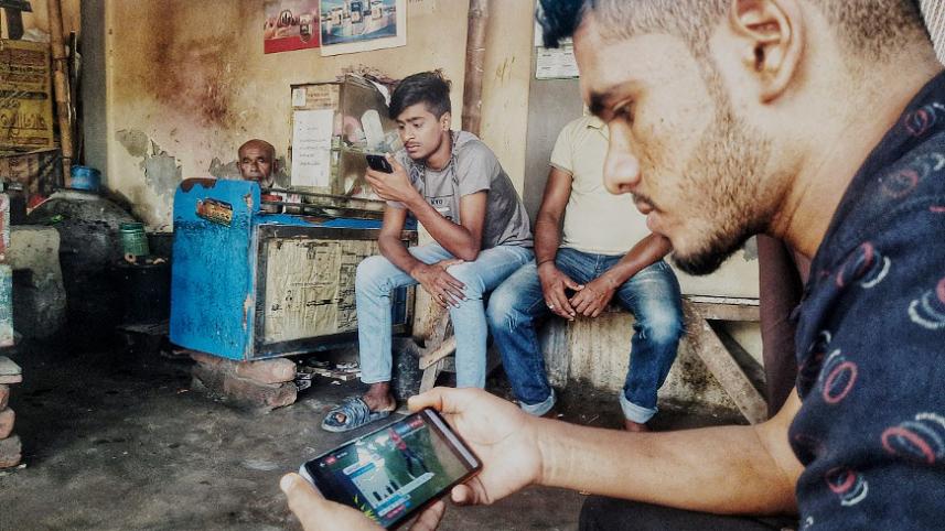 Bangladeshis are paying 7 times more for internet than rest of the world