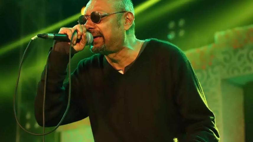 Anjan Dutt captivates crowds at JU