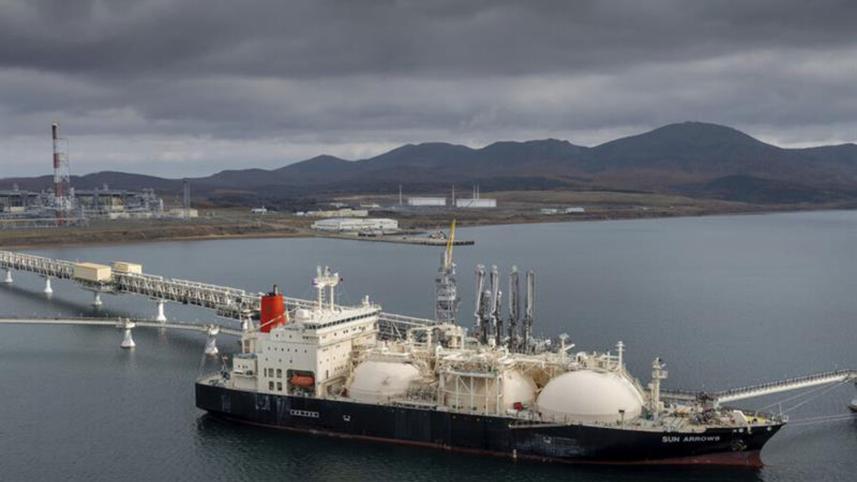 oil-sales-to-india-soar.jpg