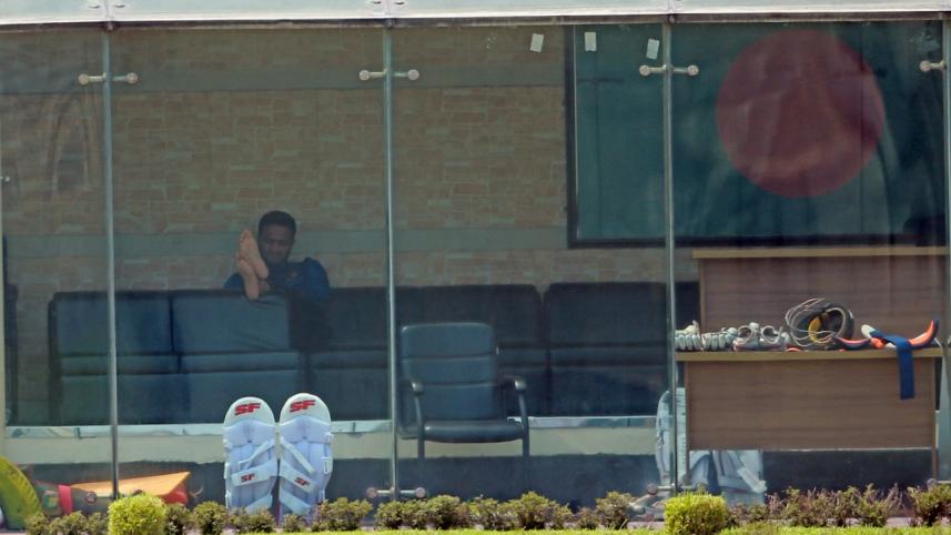 shakib_laid_back.jpg