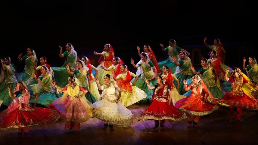 Endless dance to the universal rhythm
