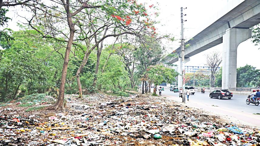 Osmani Udyan and Panthakuja park renovation incomplete since 2018