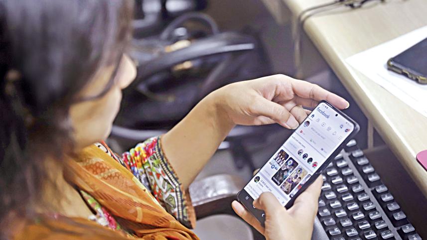 mobile data prices regulator