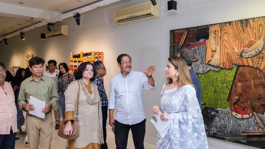 ‘Manyfestation’: A rustic drama of dynamic forms