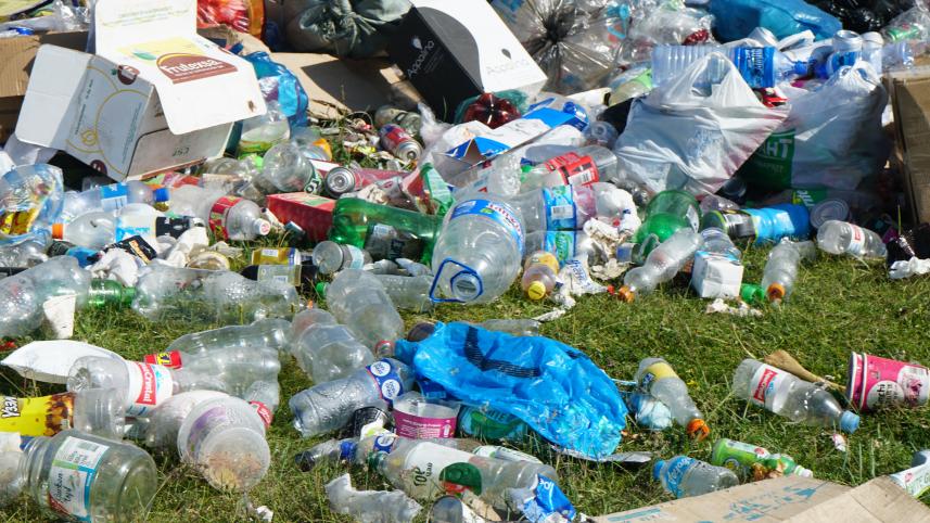 Plastic pollution Bangladesh