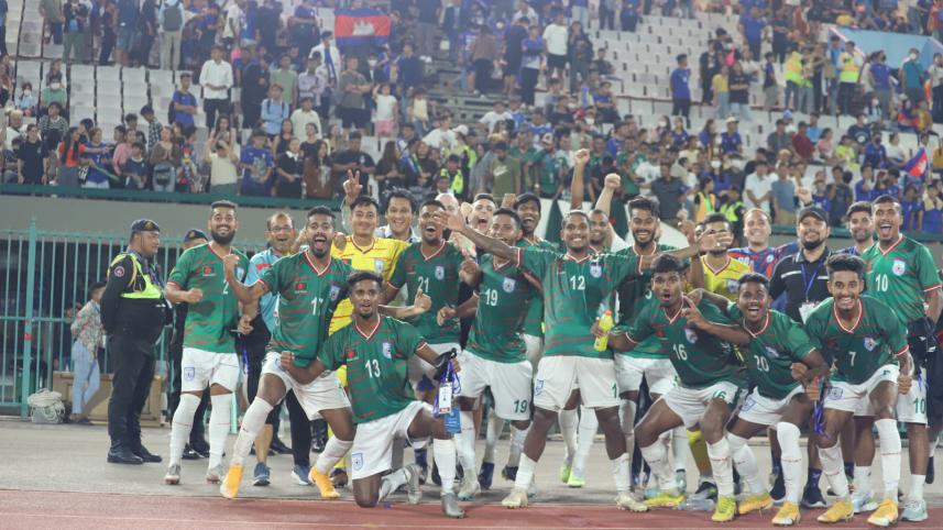 bangladesh_footballers.jpg