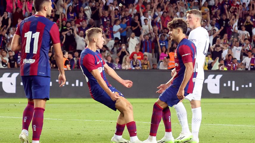 barca2.jpg