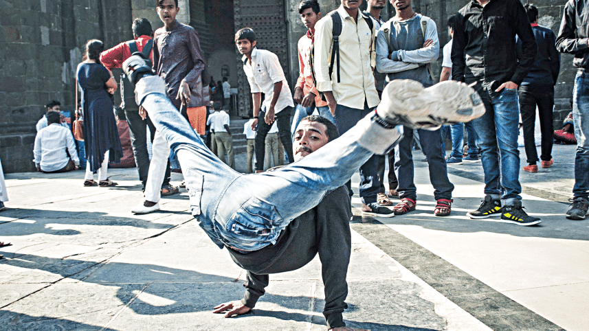 neel-alom-bhai.gif