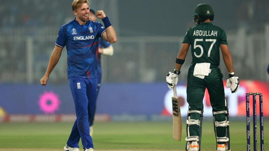 England defeat Pakistan by 93 runs