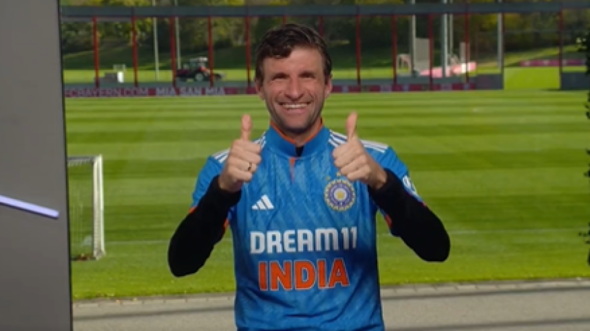 Muller Cheers Team India in CWC 2023 with Kohli's Jersey