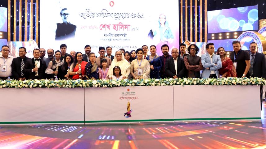 PM honours cinematic excellence at National Film Awards 2022