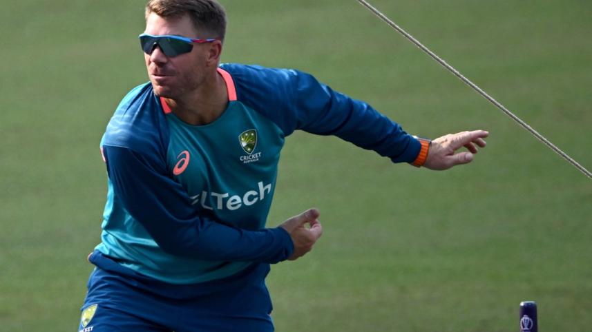 Warner wants to play on in white-ball internationals
