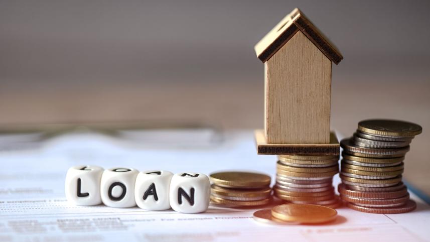Bad loans rise in private banks, but drops in state ones