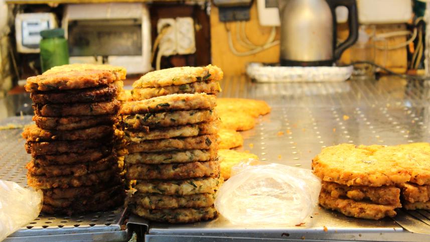Taste Asia on a budget: 5 best street food destinations    crystal-jo-aaiqectz4kg-unsplash