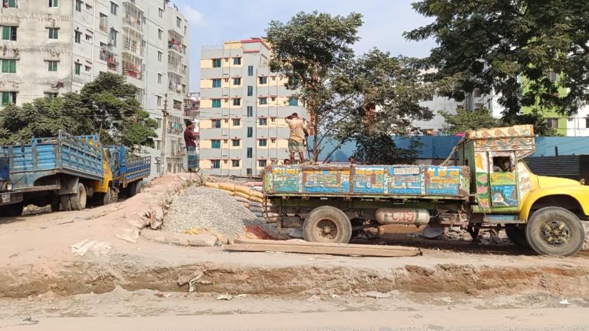 Pollution in Mohammadpur Beribadh