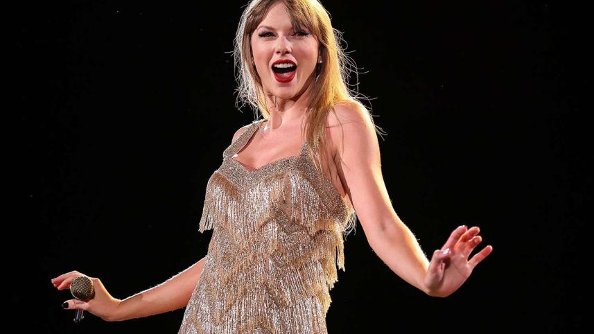 taylor-swift-mexico-city-0824232-af5045dd8be549bcb4c1c85a007c85de.jpg