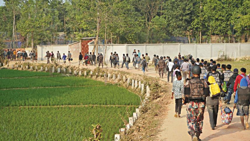 330 Myanmar officials who fled to Bangladesh to be sent back tomorrow: BGB