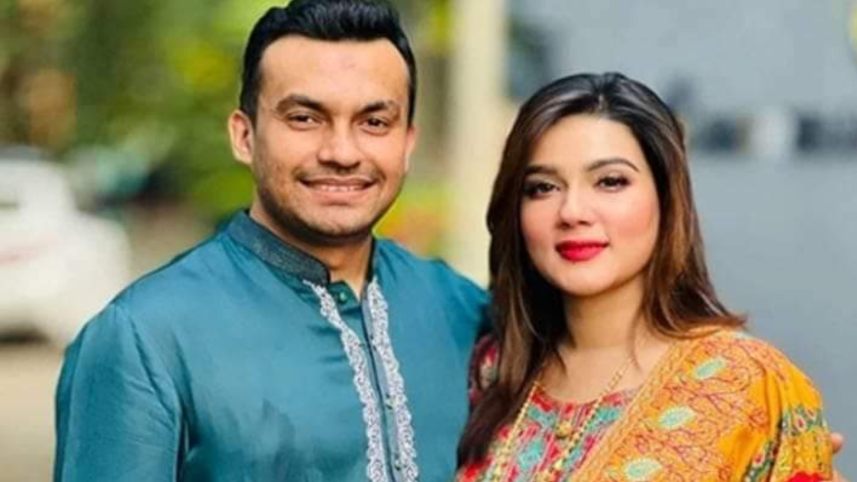 Mahiya Mani announces divorce