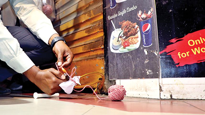 Restaurants and buildings sealed off in Dhaka due to a fire safety issue