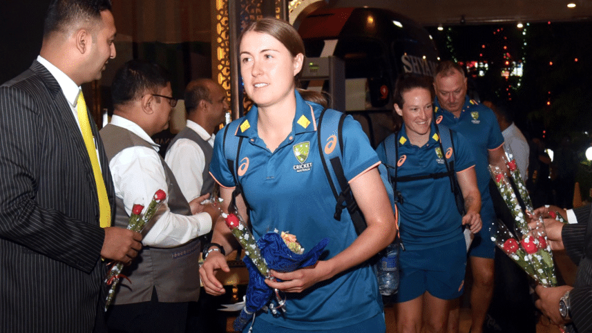 australia-women.gif