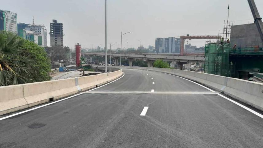 'PM's Eid gift': Elevated expressway's FDC Gate exit ramp opened
