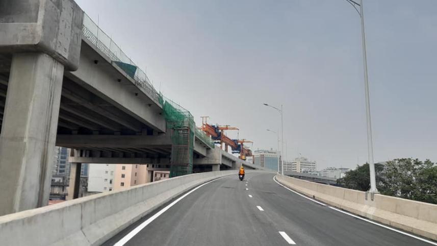 'PM's Eid gift': Elevated expressway's FDC Gate exit ramp opened