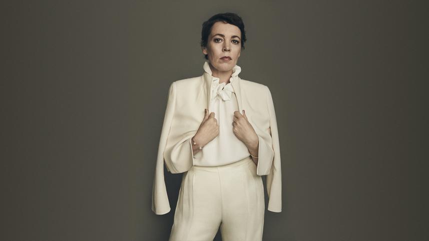 Olivia Colman criticises gender pay disparity in Hollywood 