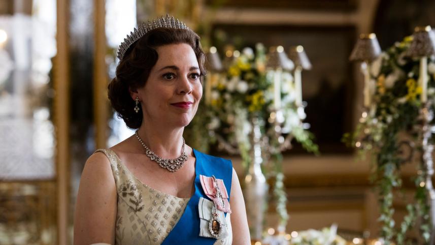 Olivia Colman criticises gender pay disparity in Hollywood 