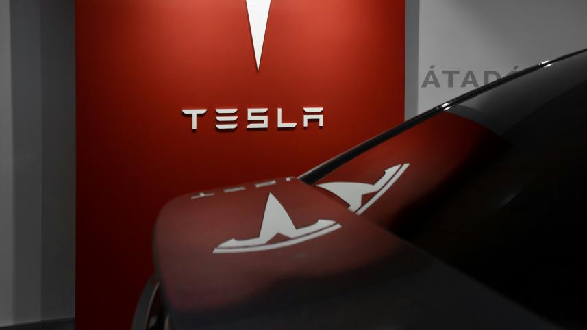 Tesla logo