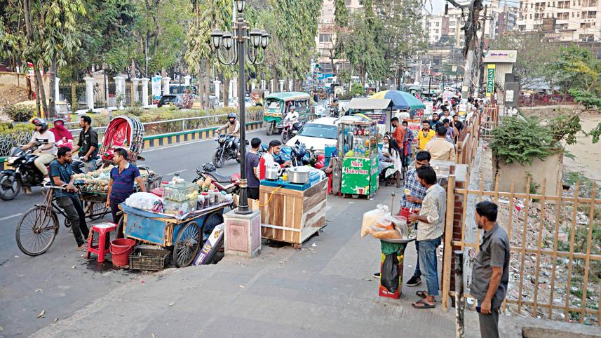Bustling food hub Kazir Dewri Stadiumpara
