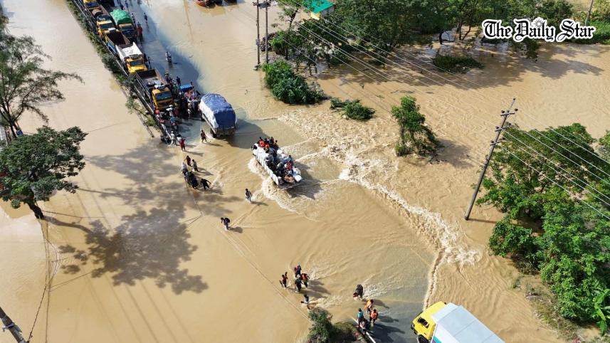 Floods damage 462km of roads across 12 districts: RHD