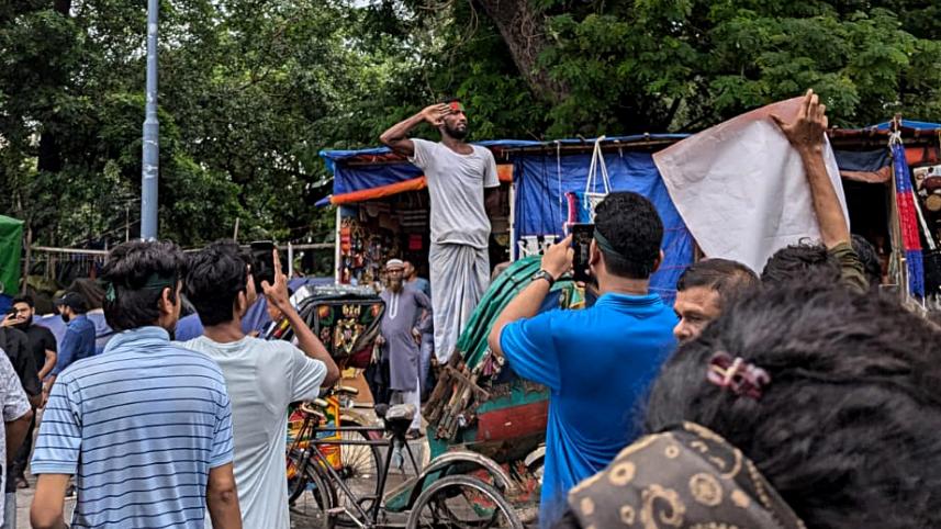 Resilience of rickshaw-pullers during student protests 