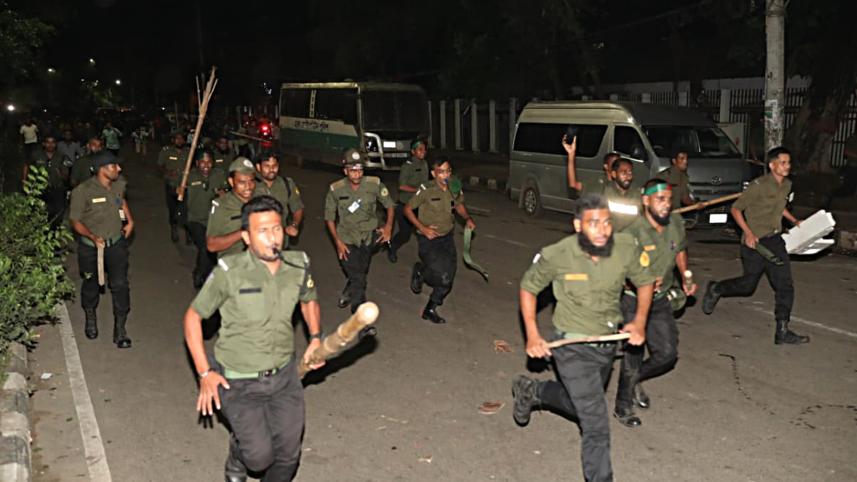 Student-Ansar Clash Dhaka Secretariat
