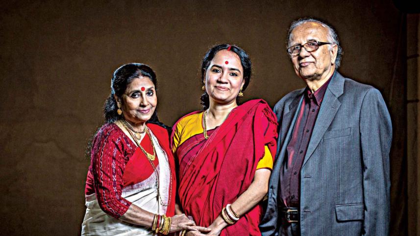 Ramendu Majumdar, Ferdousi Majumdar
