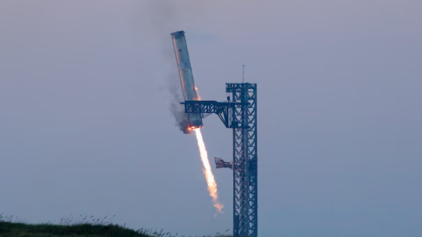 SpaceX tower arms