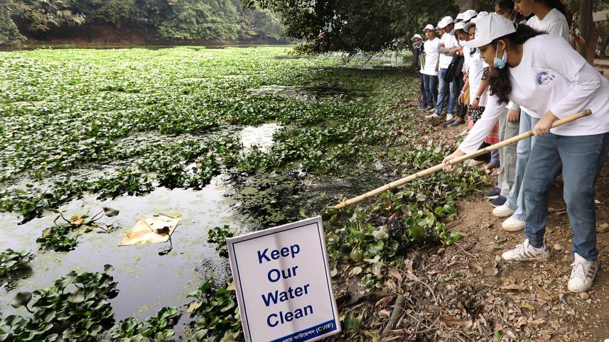 Dhanmondi lake 