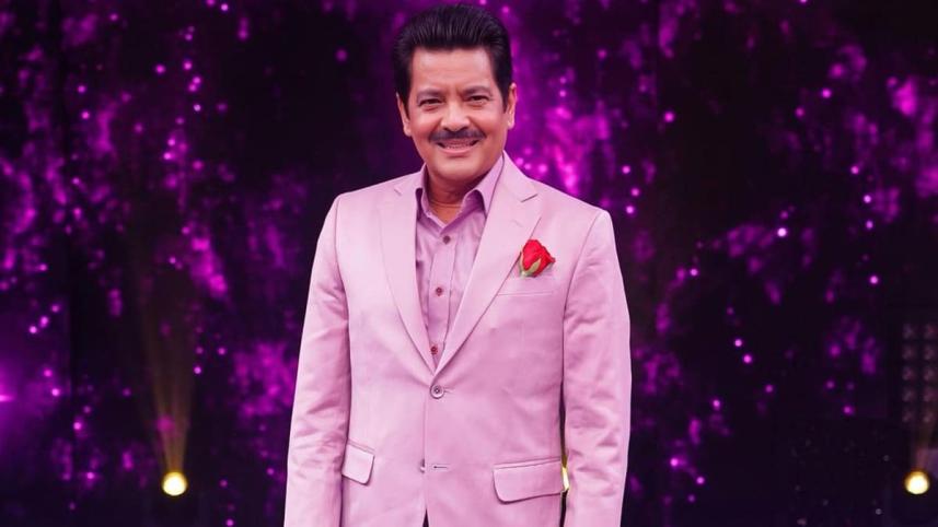 Singer Udit Narayan survives building fire, mentally shaken