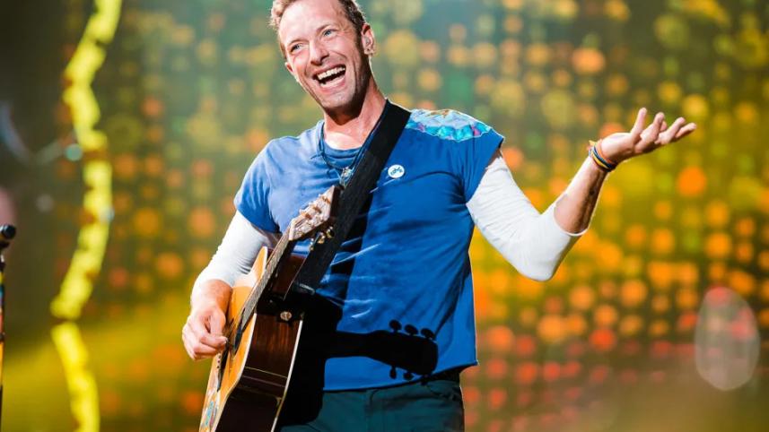 Chris Martin’s unexpected apology for British Colonialism stuns fans at Mumbai concert