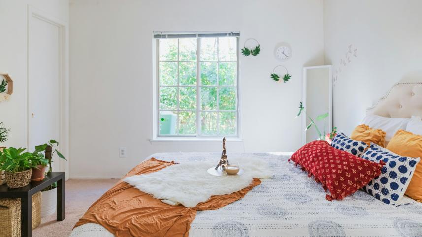 7 simple tricks to keep your home cool and chic this summer
