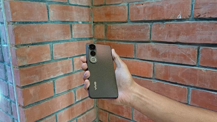 Vivo V50 Lite