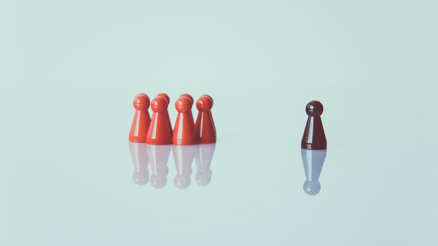 How to help kids resist real-life and online peer pressure