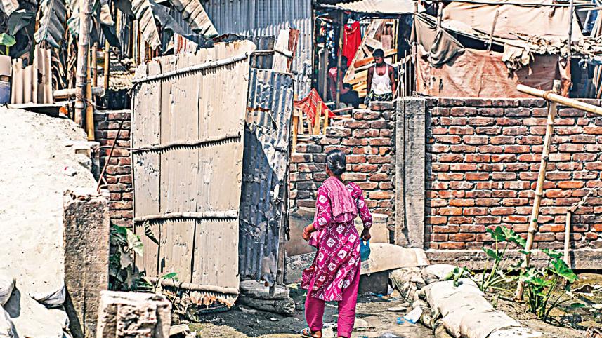 women’s safety in Dhaka slums