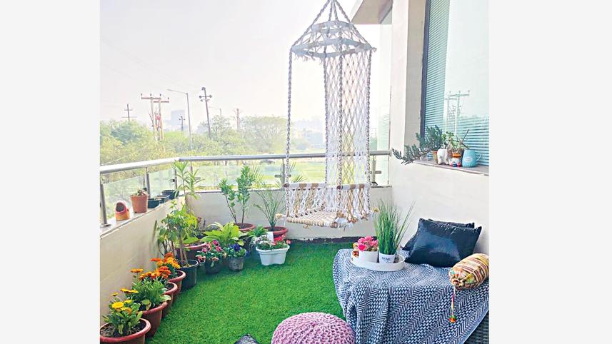 balcony.jpg