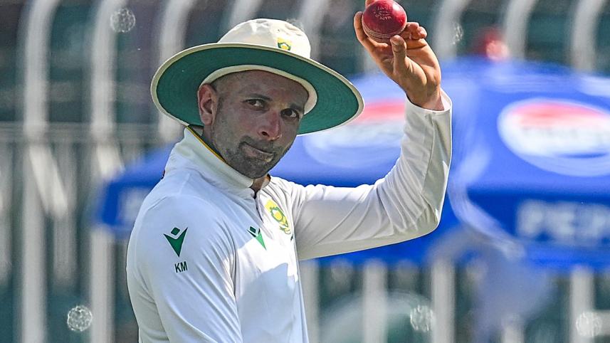 afp_20251021_79gb2zq_v1_midres_crickettestpakrsa.jpg