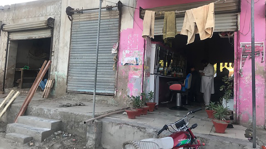 the_barber_shop_in_saleh_pat_where_ajay_was_attacked.jpeg