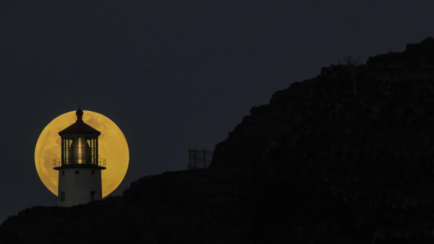 moon_5.jpeg